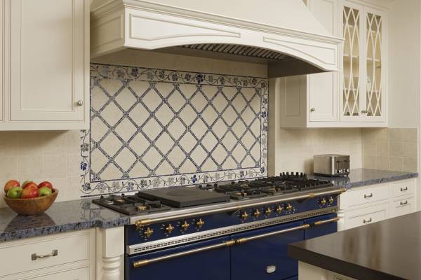 Great Falls VA Traditional Kitchen Range