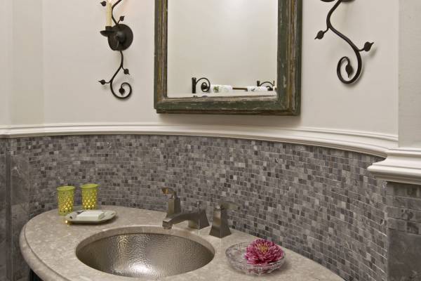 Arlington VA Traditional Powder Room