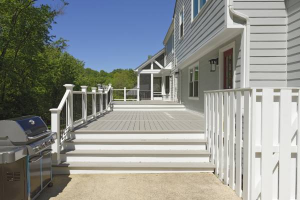 BOWA Design Build Screened In Porch and Deck in Vienna, VA