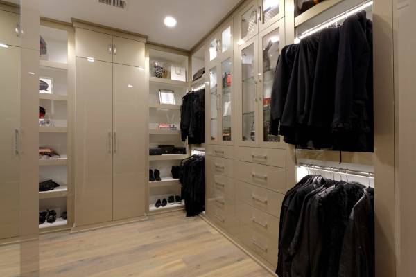 Master Closet Design