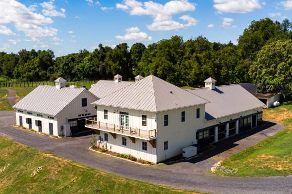 Middleburg Barn Complex