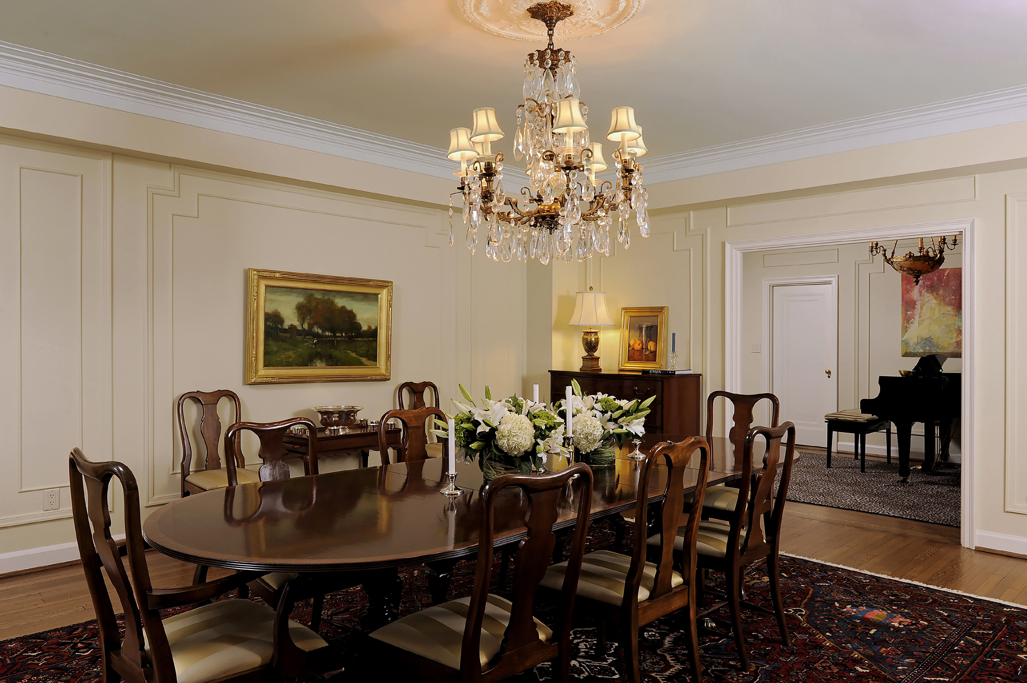 claire underwood dining room