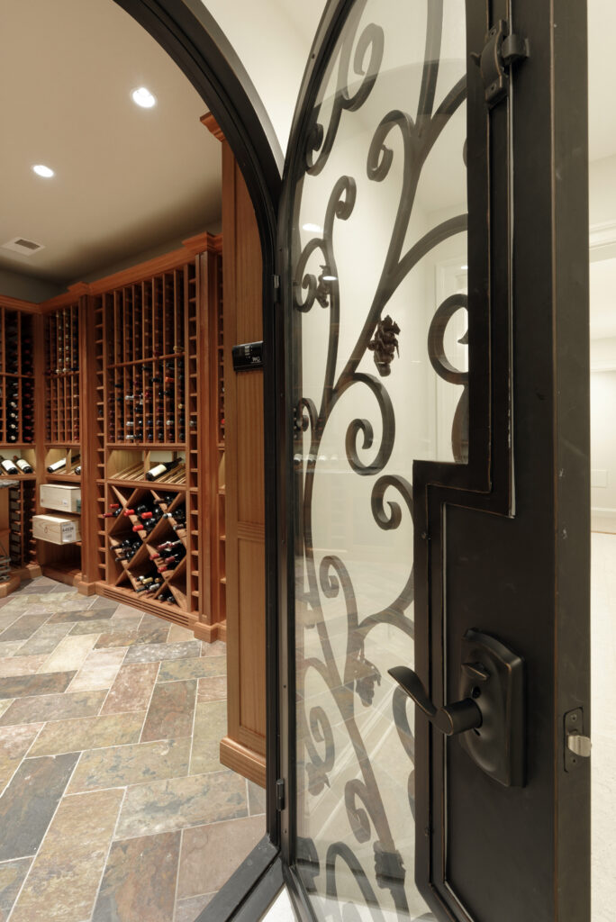 McLean VA Traditional Wine Room | Bars & Wine Rooms