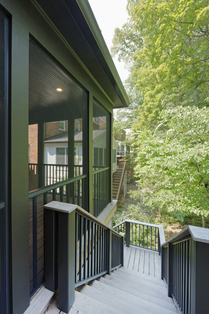 Washington DC Screen-in Porch Stairs | Screened-In Rooms