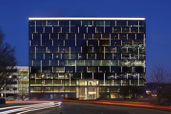 BOWA_McLean_Silverline Center