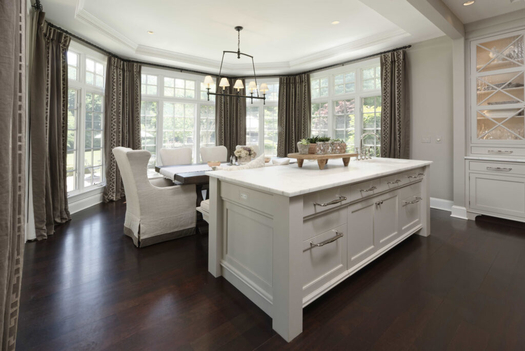 Transitional Kitchen Design | Classic / Traditional