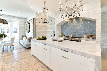 Glamorous Kitchen Renovation in Leesburg